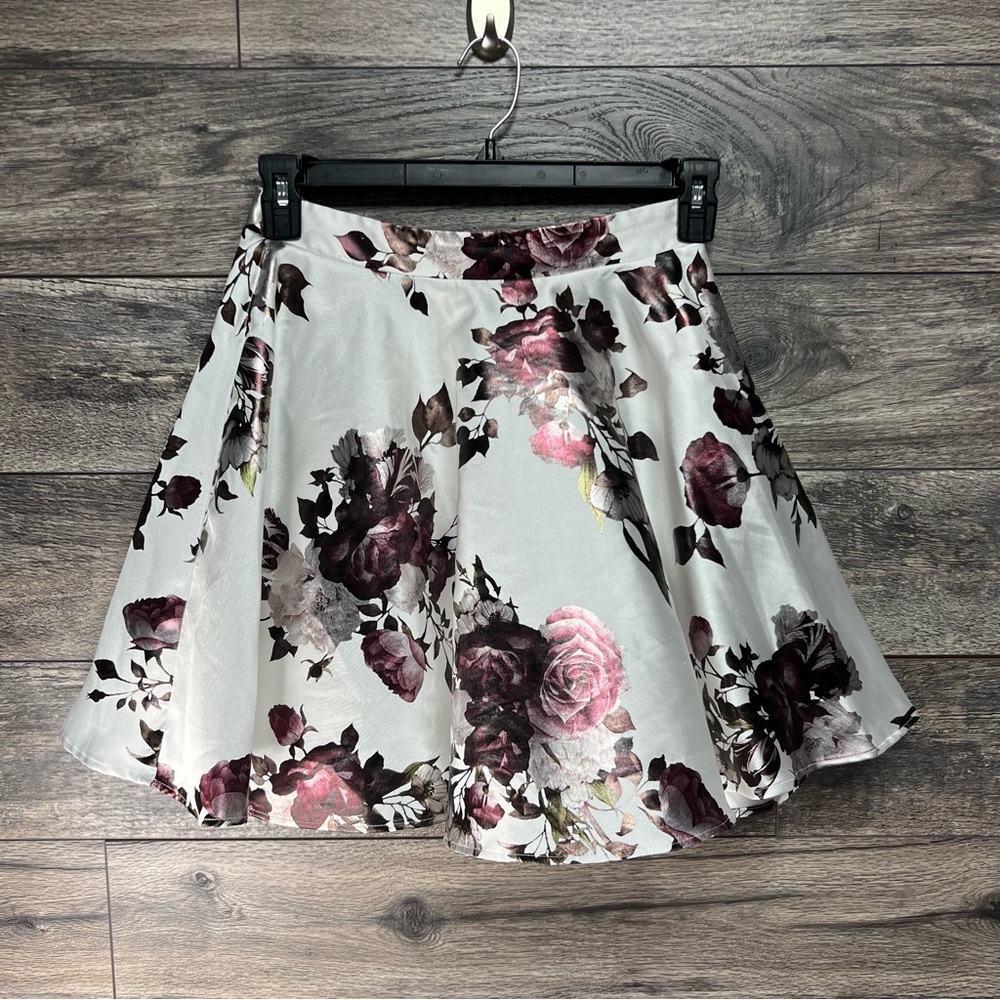 City Triangles Floral Skater Skirt - White and Purple